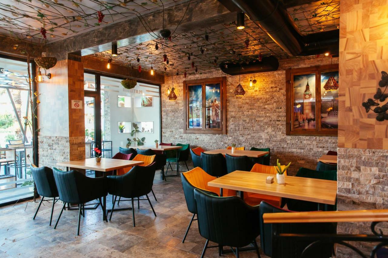 Hotel Platinum Ulcinj Exterior photo