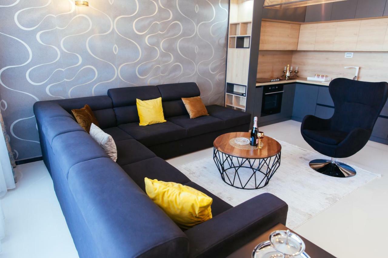 Hotel Platinum Ulcinj Exterior photo