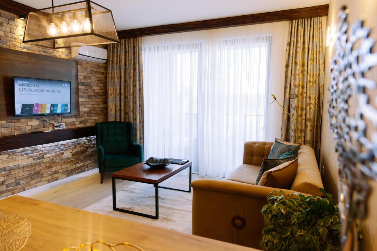 Hotel Platinum Ulcinj Exterior photo