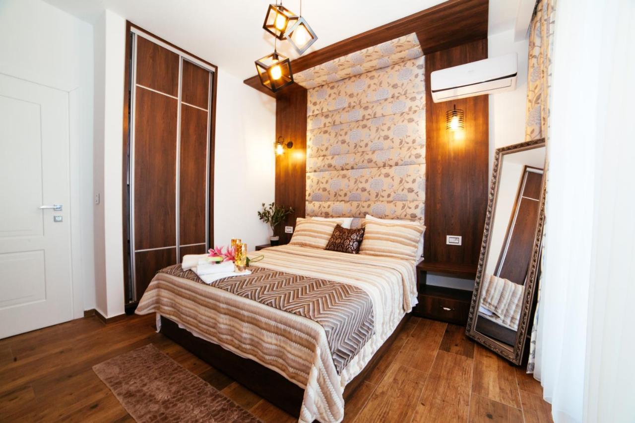 Hotel Platinum Ulcinj Exterior photo